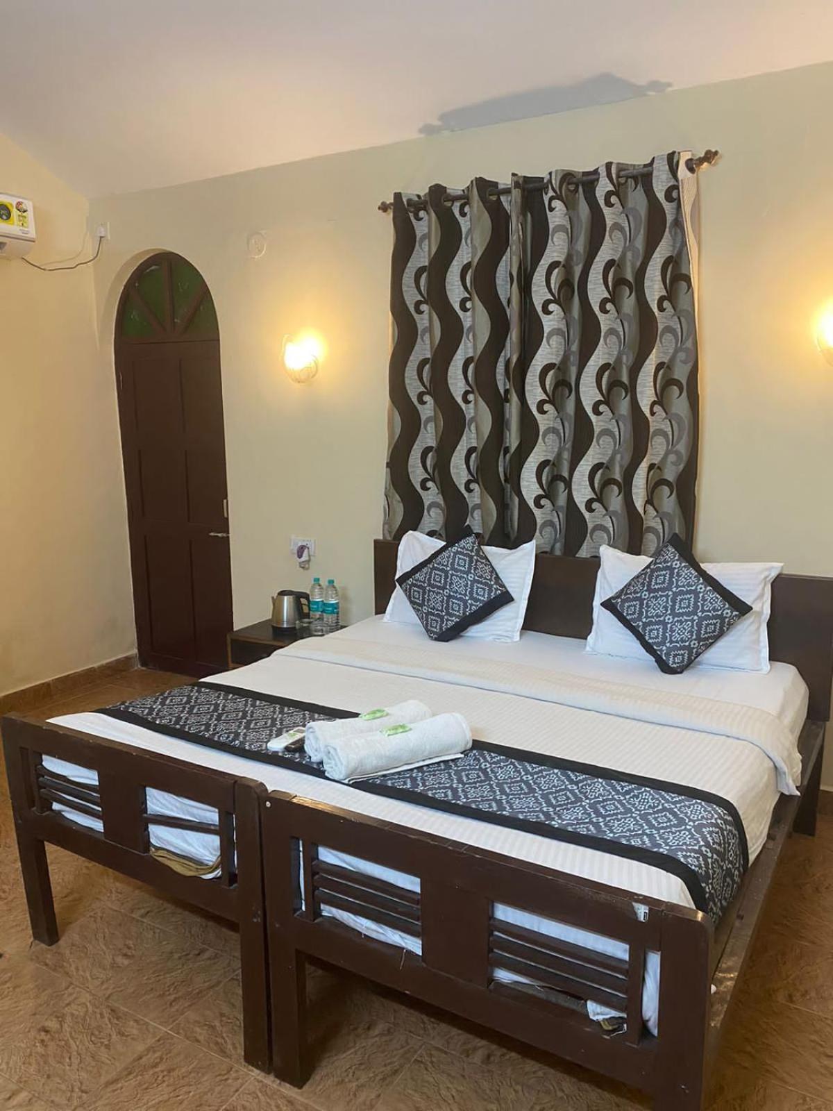 Baga Beach Palms Exterior foto